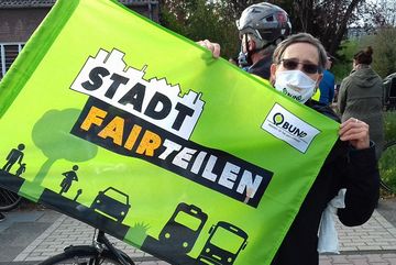 Radtour des Grauens: BUND-Forderung "STADT FAIRTEILEN"